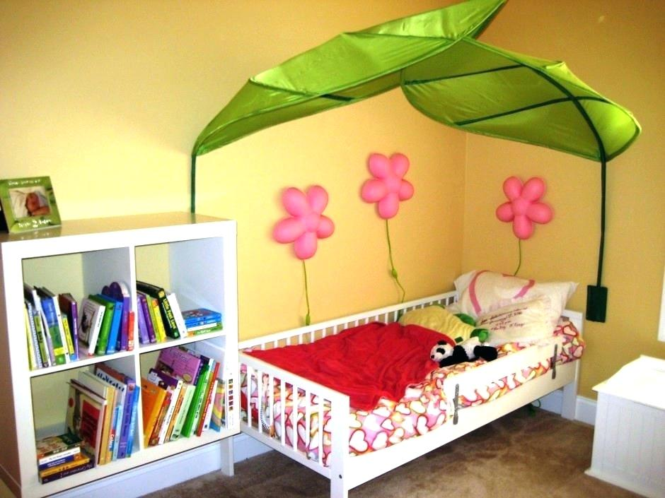 Cuteness overloaded ideas for girls room flowery design ideas on bed girls bedrolm suggestions